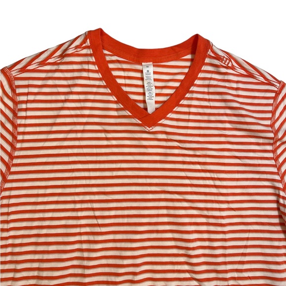 Lululemon 5 Year Basic V Cut Tee Shirt Medium - Picture 3 of 7